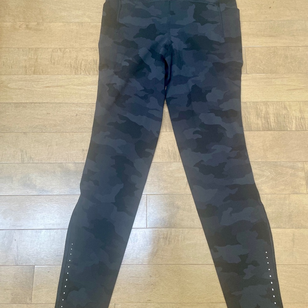 Fast Free 25" Reflective Tight Incognito Camo